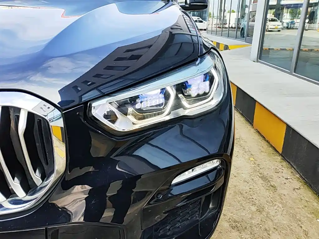 BMW X5 (Import) 2020 xDrive30i M Sport Package фото 24