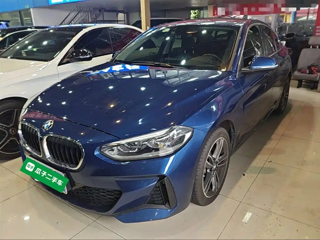 BMW 1-SERIES