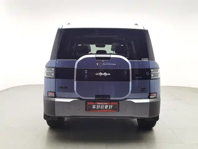 Fang Cheng Bao Titanium 7 2025 AWD Base Model — фото 4