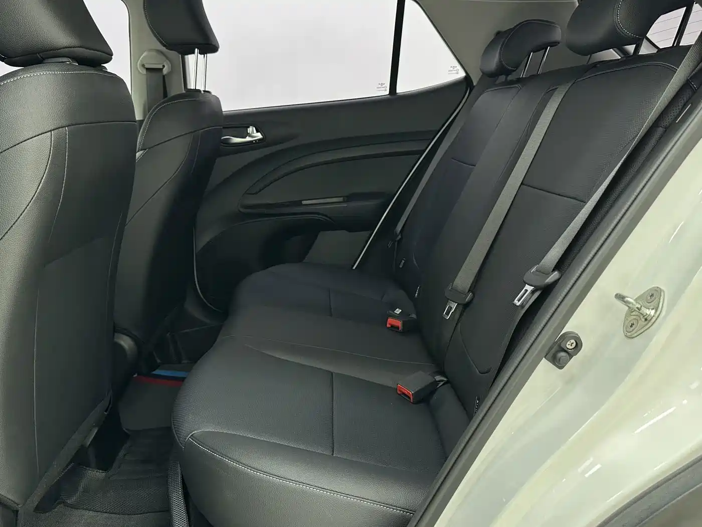 Kia KX1 2024 2021 1.4L Automatic Fun Edition