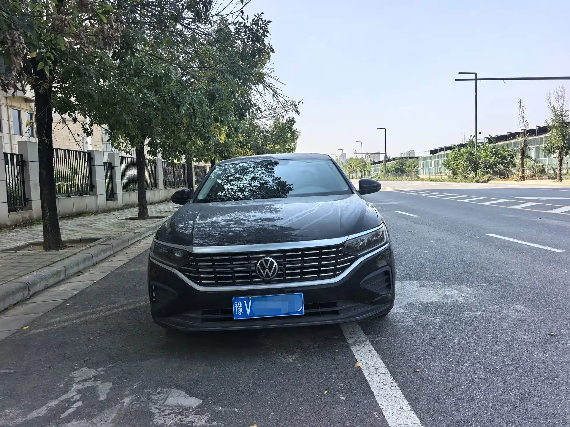 Фото 2 - Volkswagen Passat