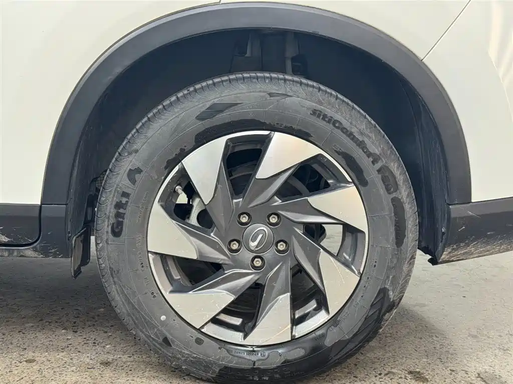 GAC TRUMPCHI GS4