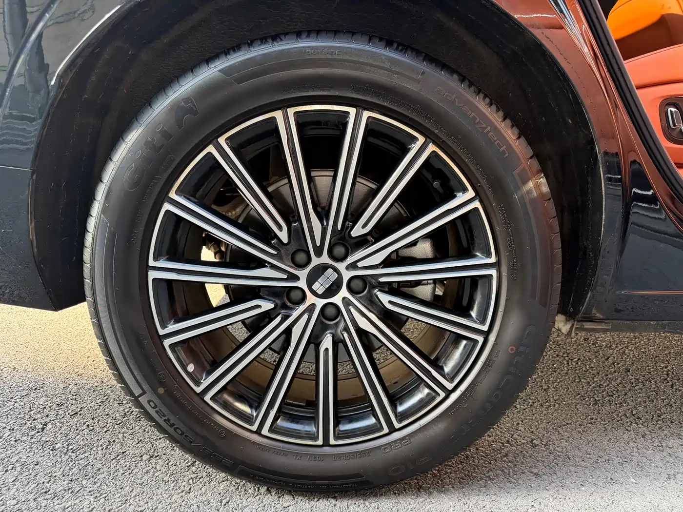 Geely Galaxy Galaxy M9 2025 2025 Model 230km 2WD Explorer+ Edition