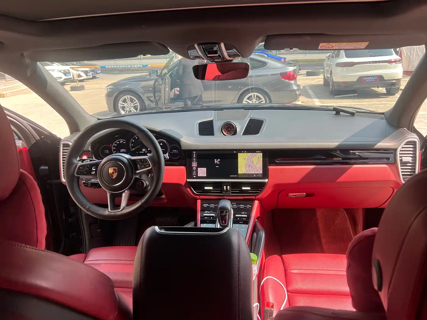 Porsche Cayenne New Energy 2021 Cayenne E-Hybrid 2.0T фото 13