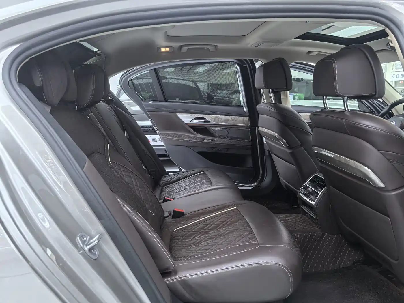 BMW 7 Series 2022 2021 Model 740Li Leading Luxury Package