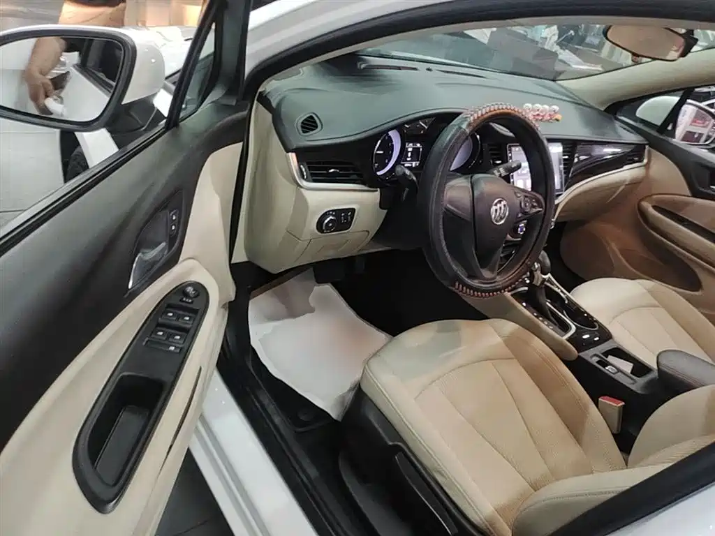 Buick Verano 2018 Sedan 15S Automatic Progressive фото 16