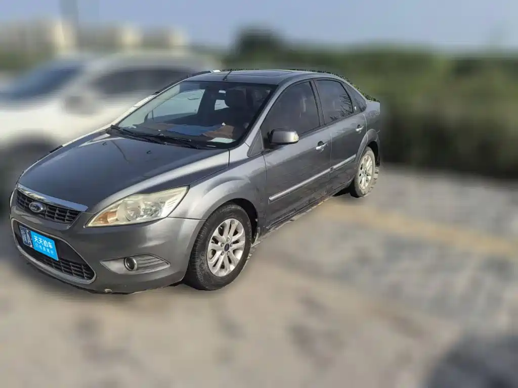 Фото 1 - Ford Focus