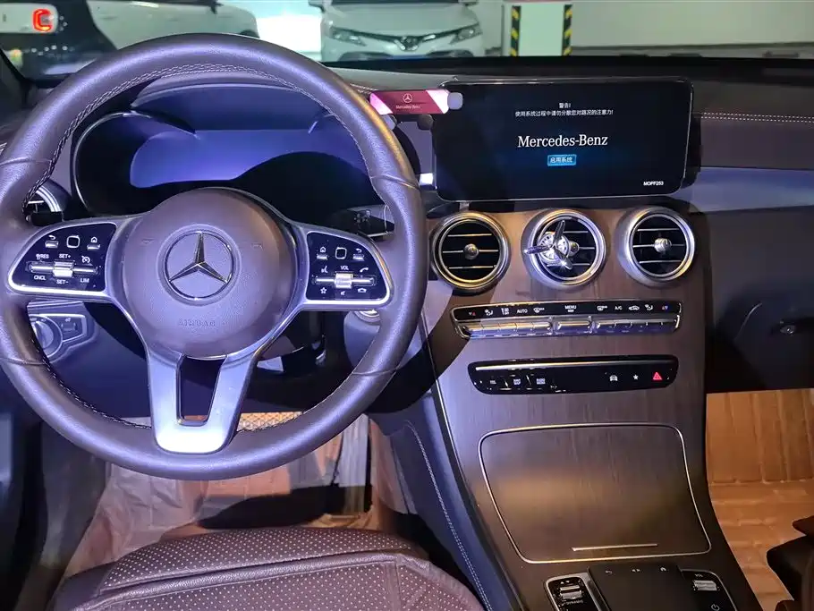 Mercedes-Benz GLC 2020 GLC 300 L 4MATIC Luxury фото 12