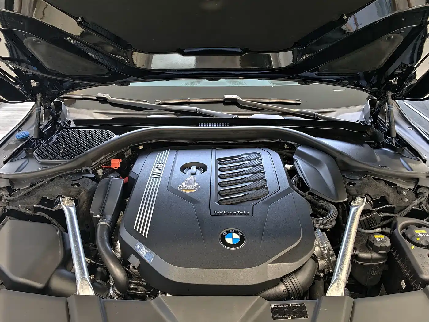 Фото 23 - BMW 7 Series