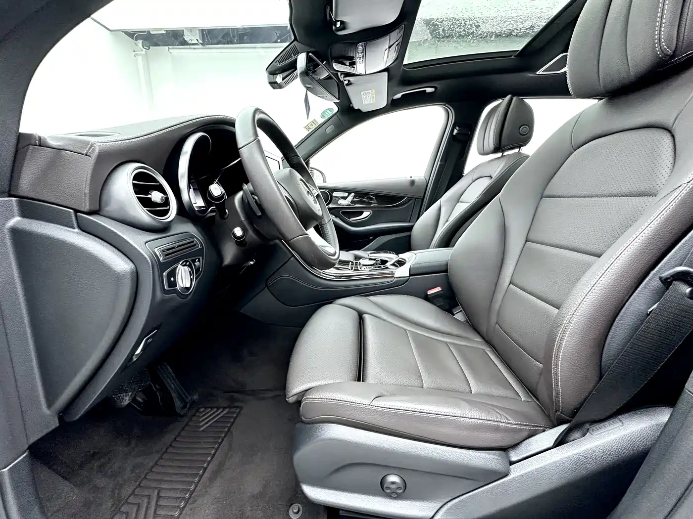 Mercedes-Benz GLC 2019 GLC 260 4MATIC Dynamic фото 6