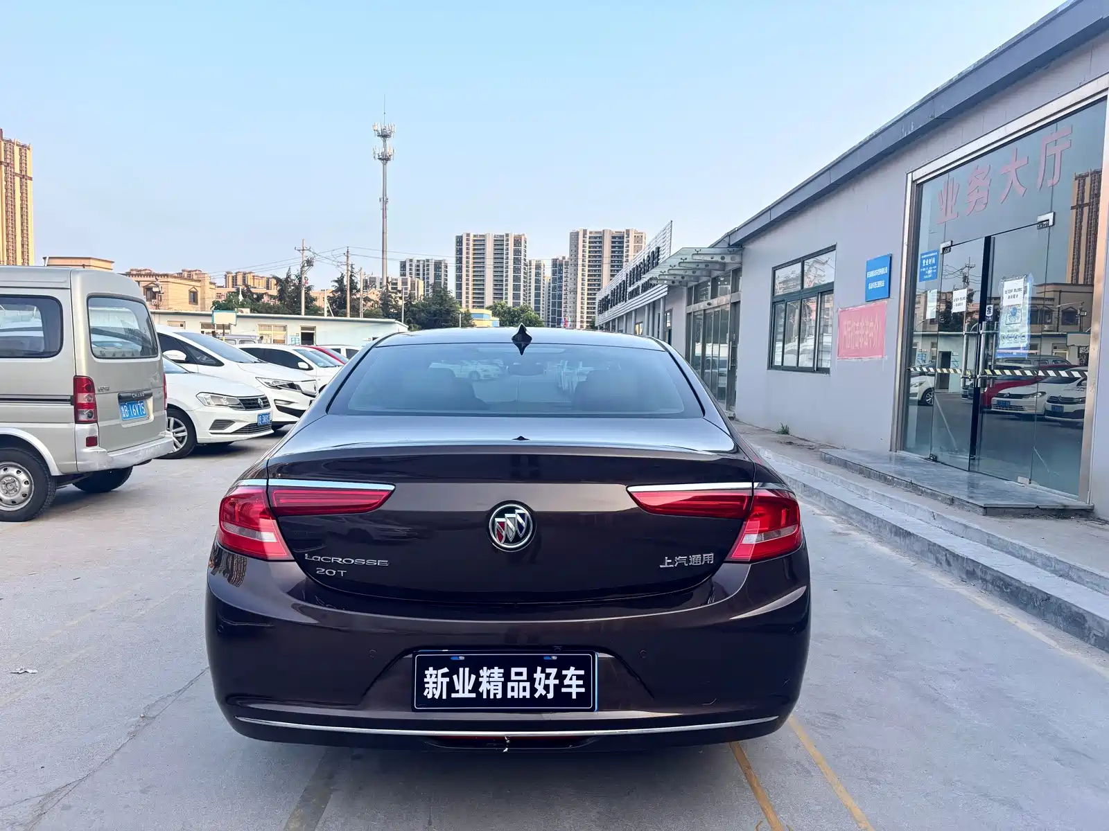 Фото 6 - Buick LaCrosse