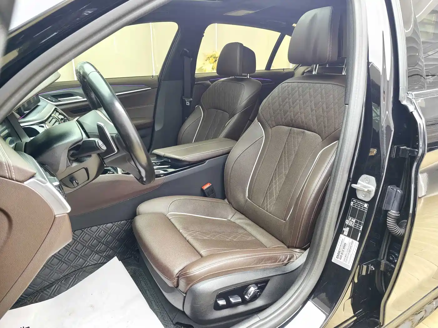 BMW 5 Series 2023 530Li Premium M Sport Package фото 9