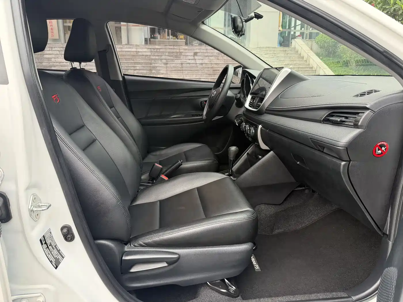 Toyota Vios FS 2017 1.5L CVT Fengchi Edition фото 8