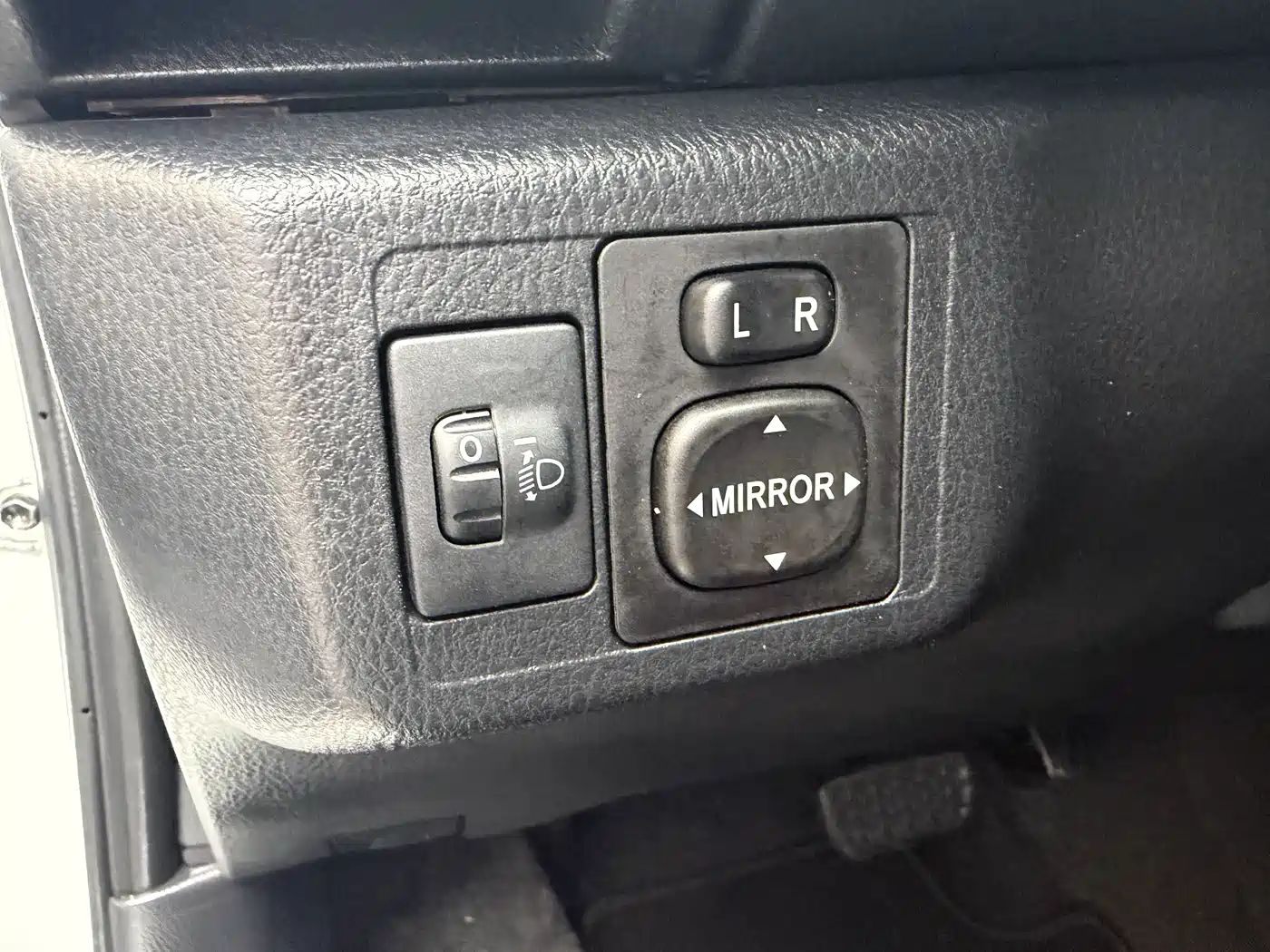 Toyota Vios FS 2017 1.5L CVT Fengchi Edition фото 14