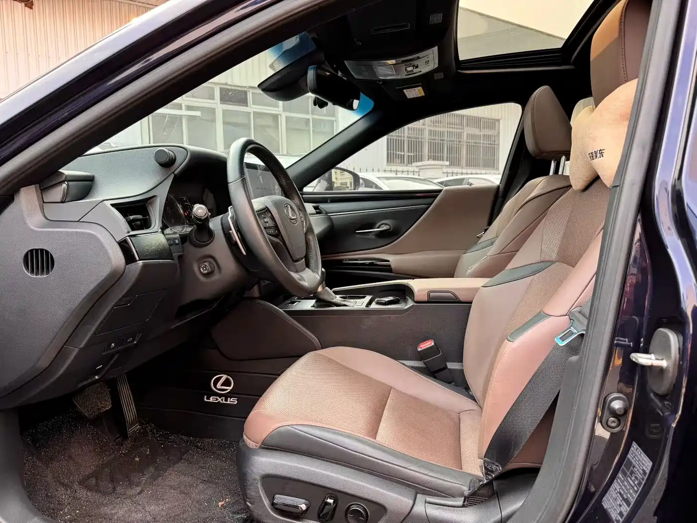 LEXUS ES