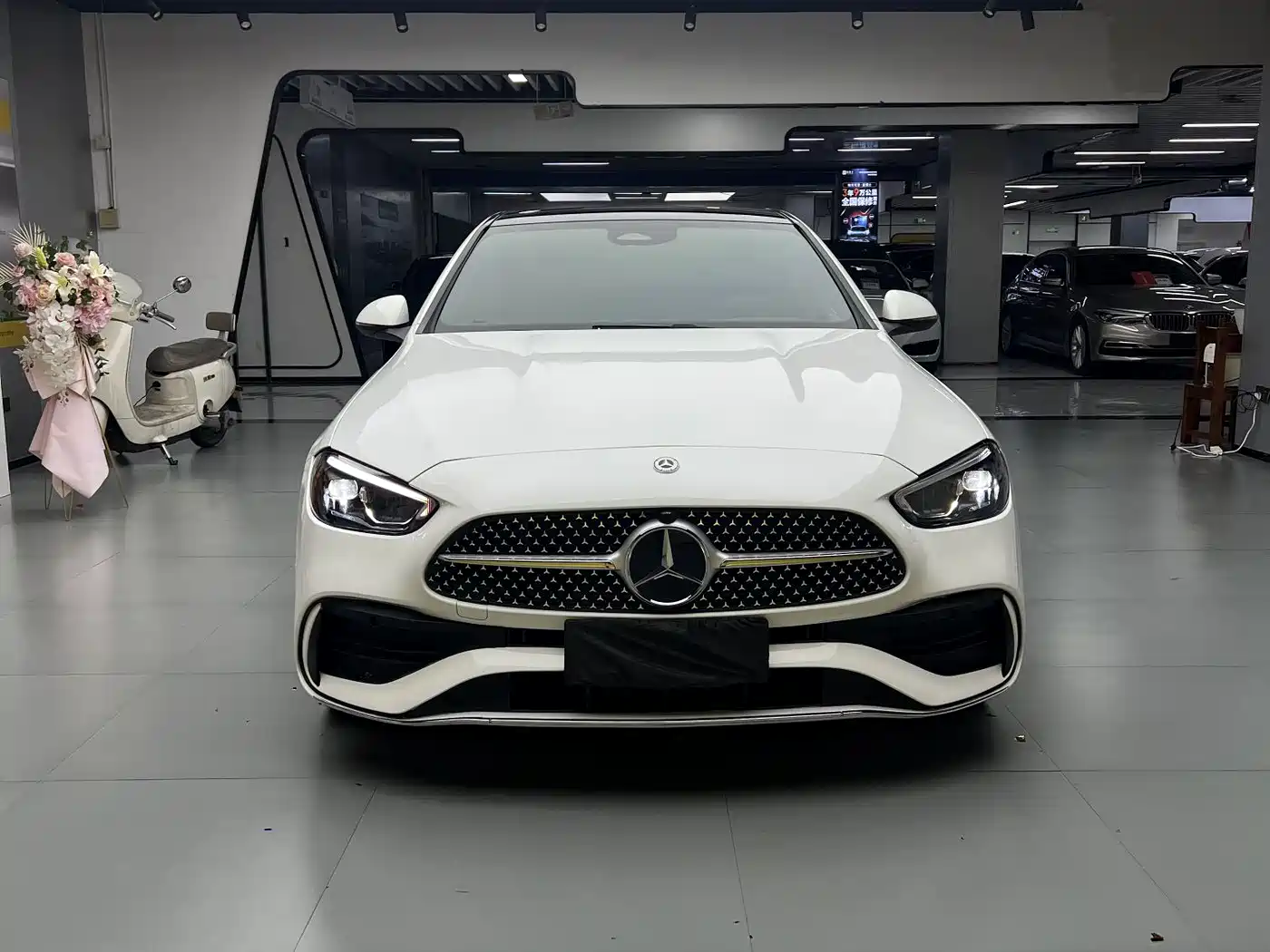 Mercedes-Benz C-Class 2023 C 260 L Sport фото 2