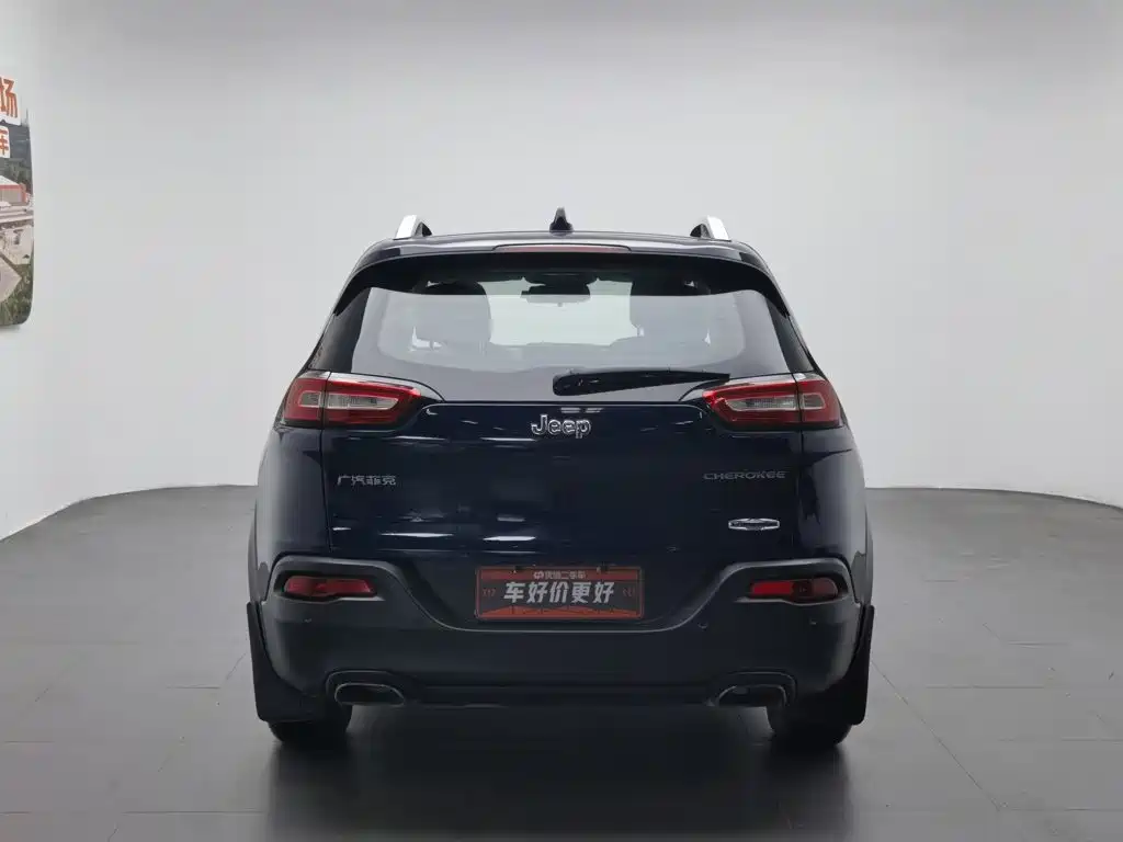 Jeep Cherokee 2018 2016 2.4L Leading Smart Edition