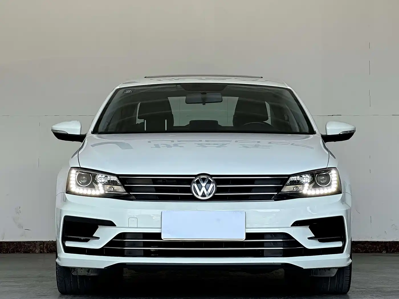 Volkswagen Sagitar 2018 280TSI DSG Spark Edition