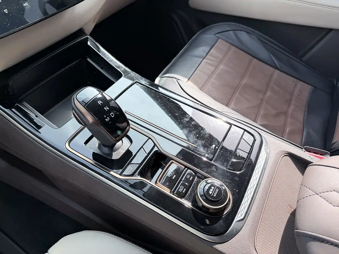 Dongfeng Fengdu Paladin 2023 Model 2.0T 4WD Premium Edition фото 5