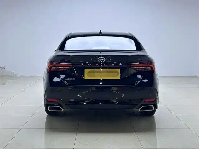 Toyota Avalon 2023 2.0L Premium Selection фото 6