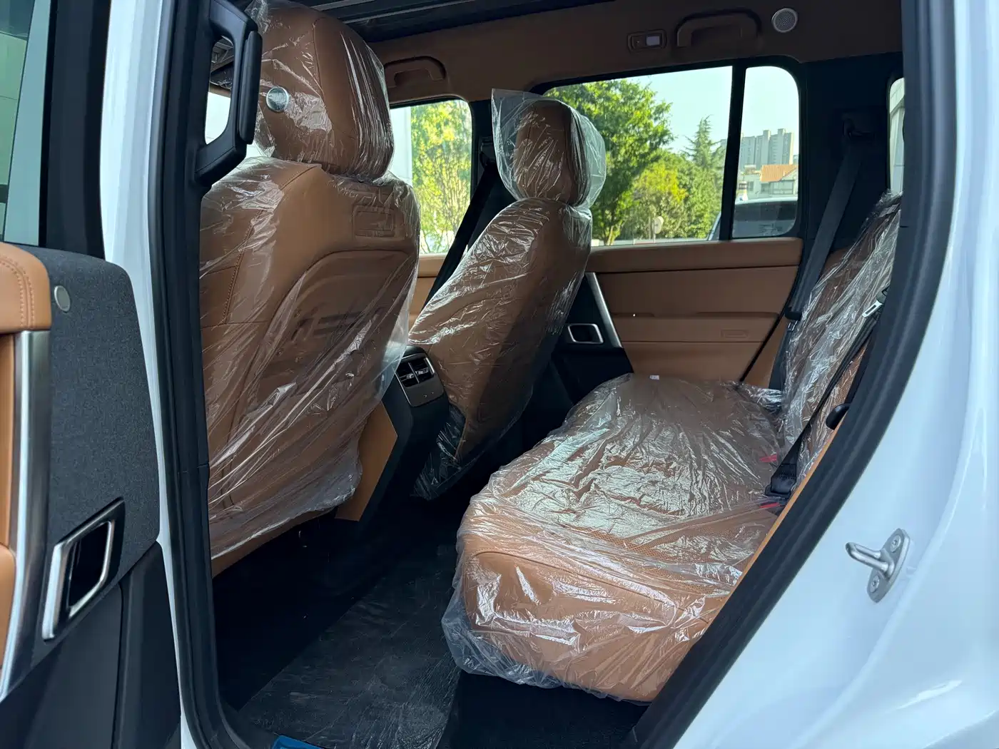 iCAR V27 2026 2026 200KM AWD Falcon 500
