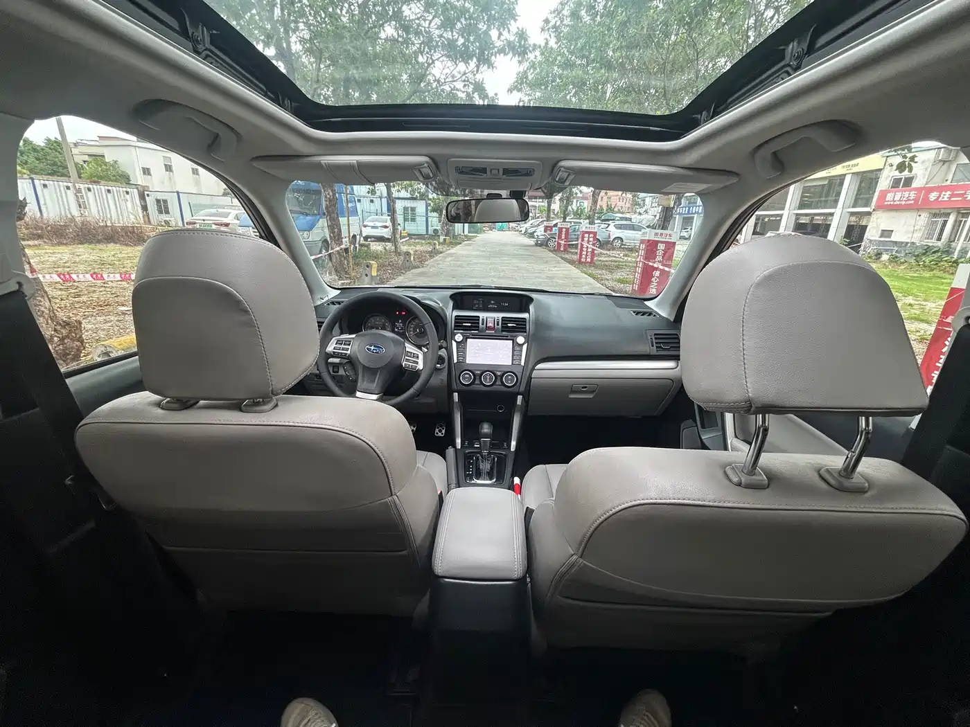 Subaru Forester 2013 2.5i Automatic Premium Edition фото 14