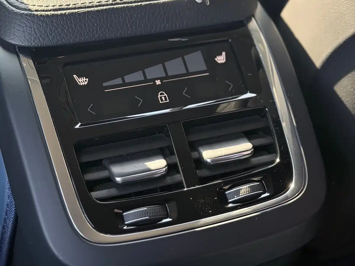 Volvo V90 2018 2017 Cross Country T5 AWD Smart Edition