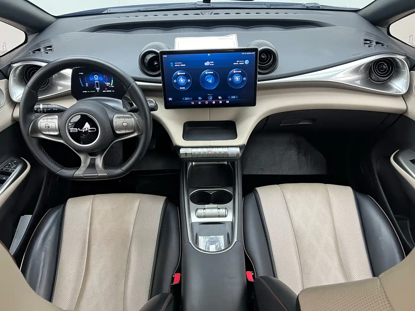BYD Dolphin 2023 420km Fashion Edition фото 19