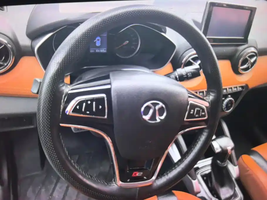 BAIC Senova X35 2017 2016 1.5L Automatic Luxury Edition