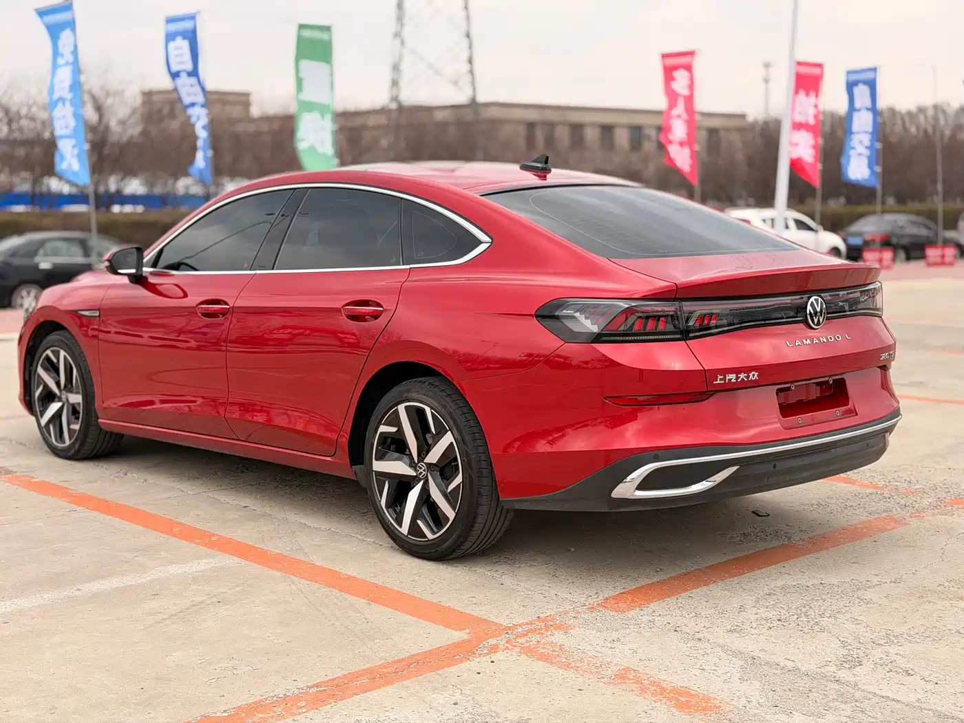VOLKSWAGEN LINGDU