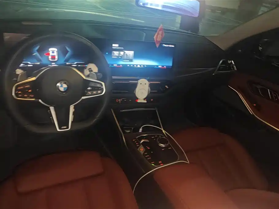 BMW 3 Series 2025 330Li Premium M Sport Night Edition фото 12