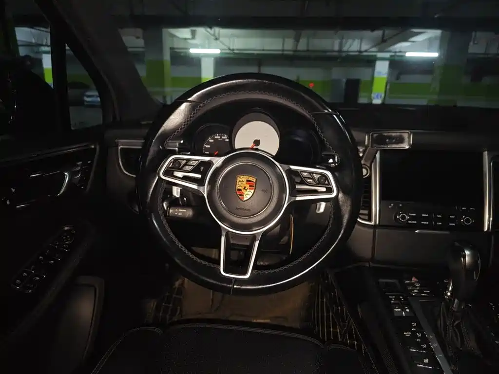Porsche Macan 2016 Macan S 3.0T фото 6
