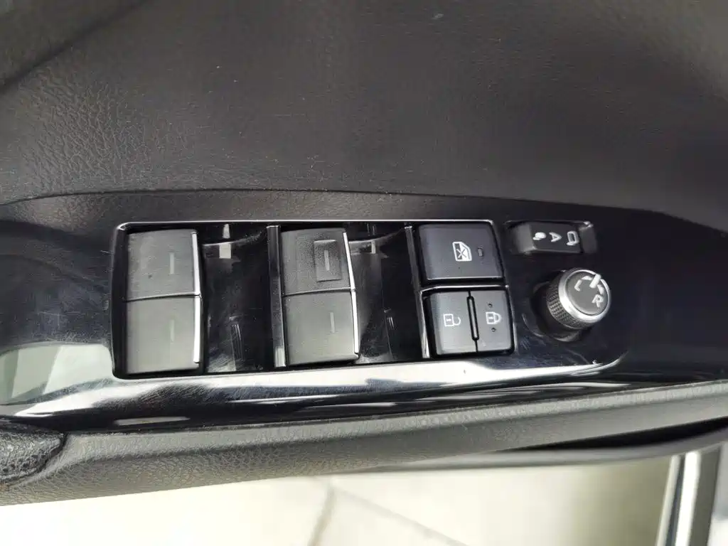 Toyota Camry, миниатюра 9
