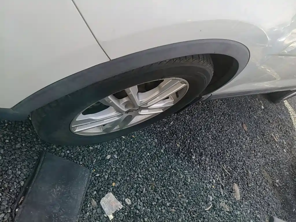 Baojun 560 2015 2015 1.8L Manual Elite