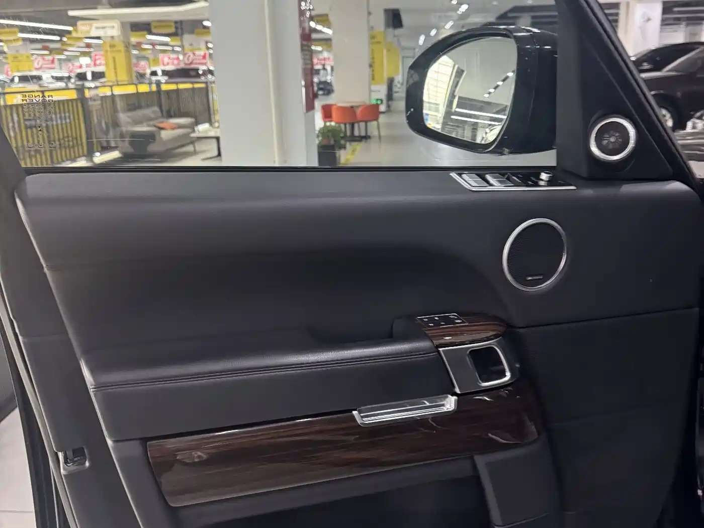 Land Rover Range Rover 2017 3.0 SC V6 Vogue фото 17