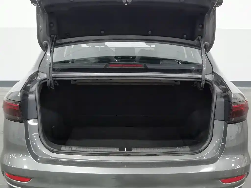 Photo 16 - Geely Emgrand
