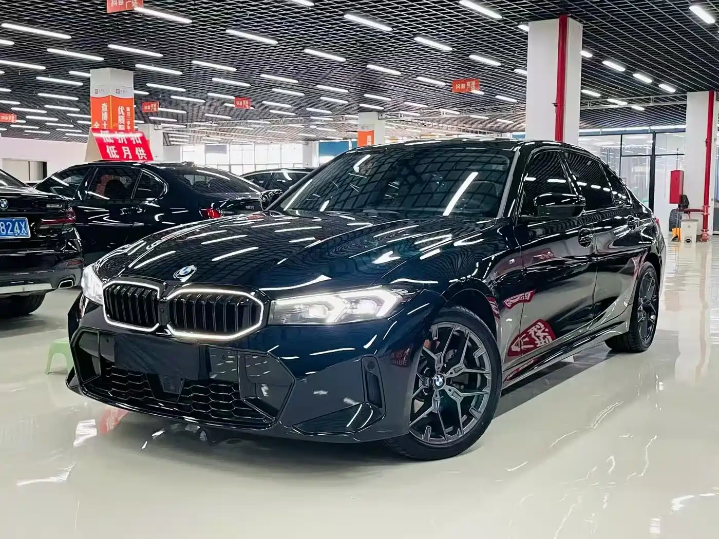 BMW 3 Series 2026 2026 330Li M Sport Shadowline Package