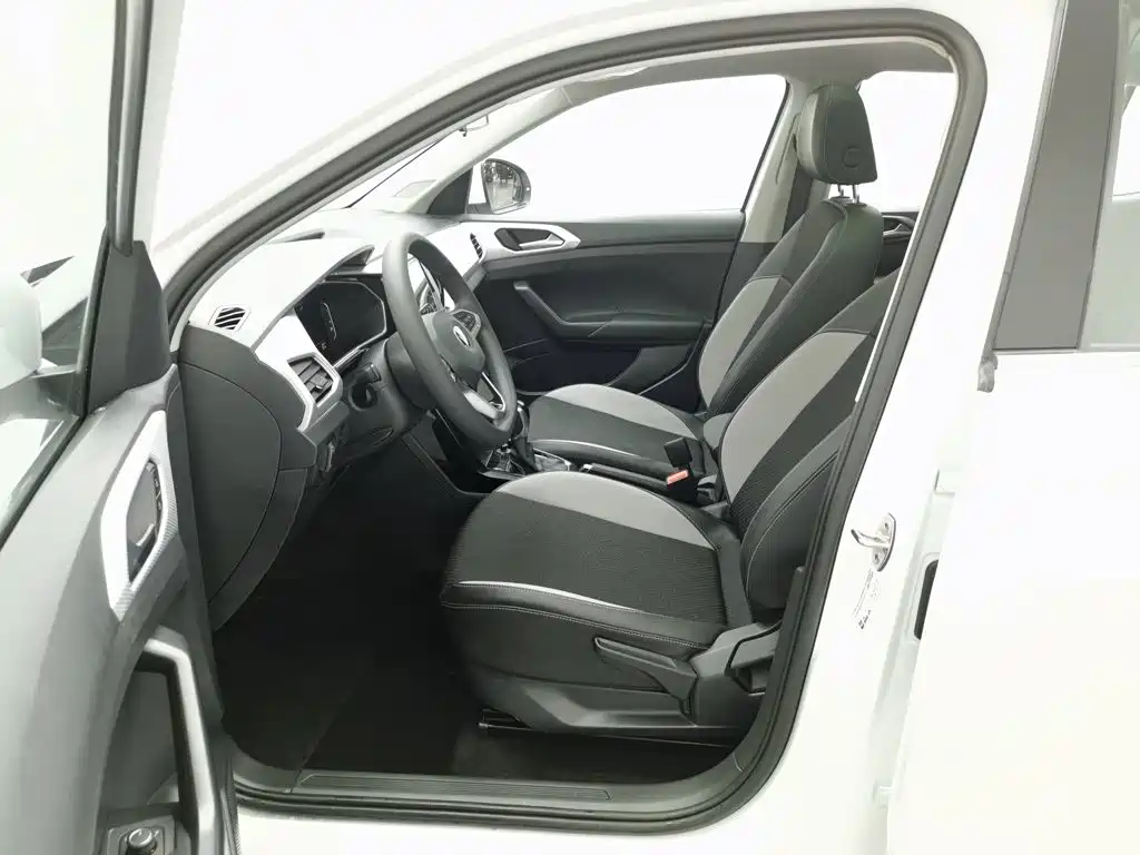 Volkswagen Tacqua 2024 2021 200TSI DSG Joy Smart Connect Edition