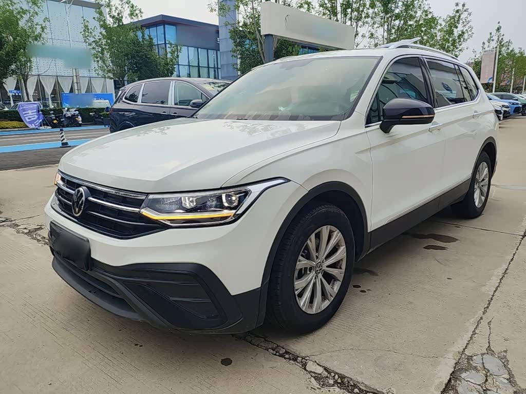 Volkswagen Tiguan L