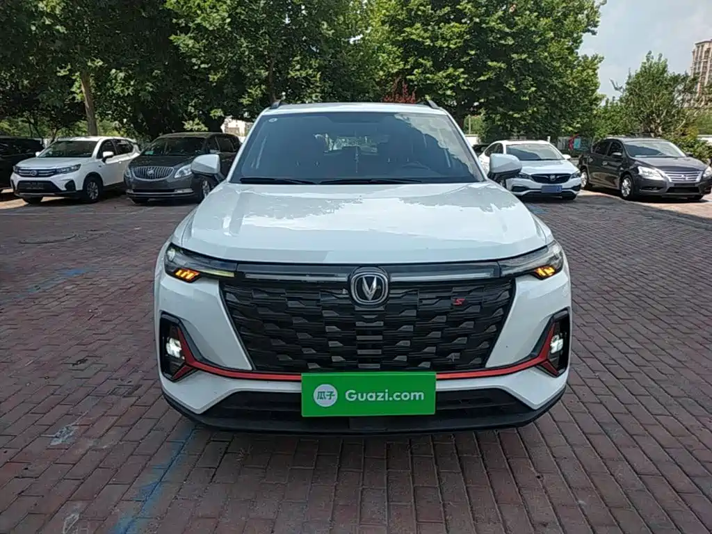 Changan CS35 PLUS 2024 2023 Enjoyment Edition 1.4T DCT Luxury