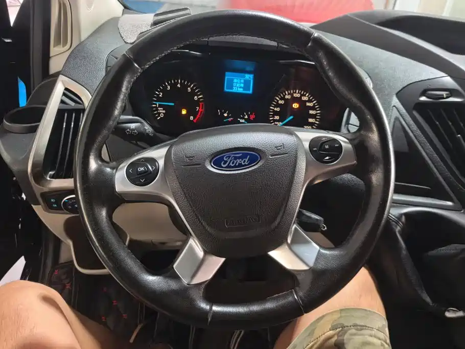 Ford Tourneo 2016 2016 2.0T Manual Elite Edition