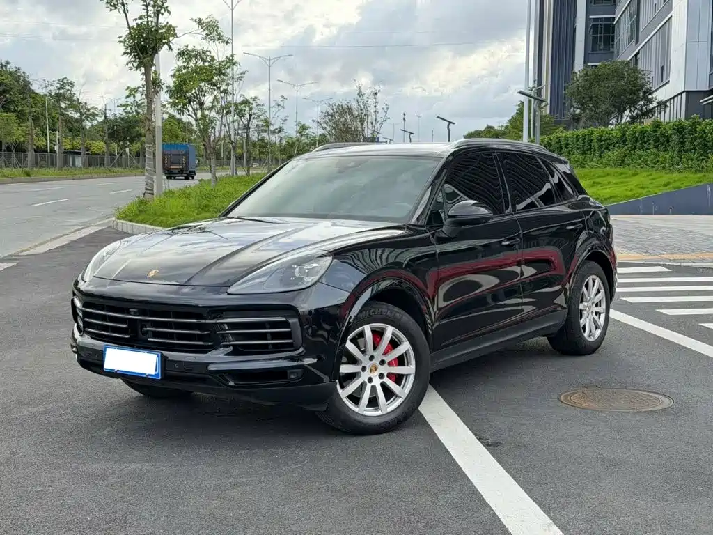 Фото 2 - Porsche Cayenne
