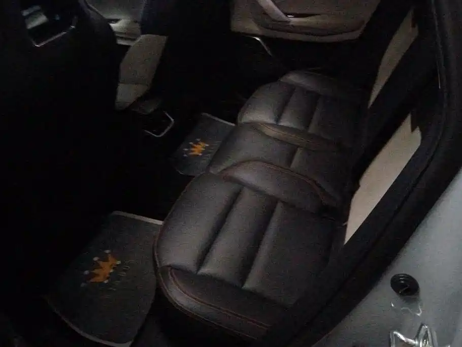 Lynk & Co 06 EM-P 2022 PHEV 84KM Range Pro фото 11