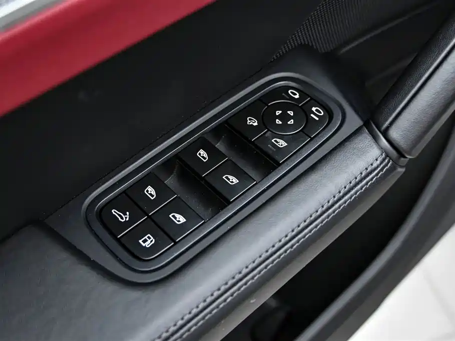 Porsche Cayenne New Energy 2024 Cayenne E-Hybrid 2.0T фото 21