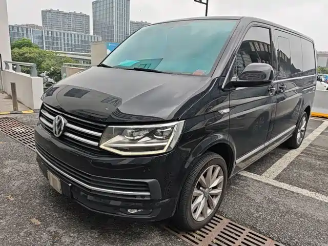  Volkswagen Multivan 2018 2.0TSI 2WD Luxury Edition 7-Seater