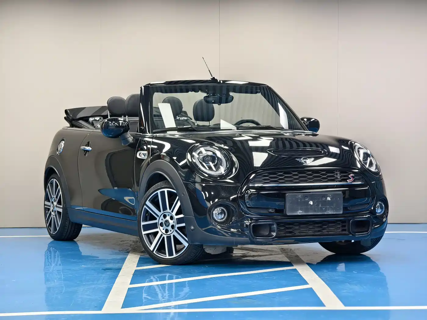 MINI 2021 2.0T COOPER S CABRIO Caribbean Blue Collector's Edition фото 3