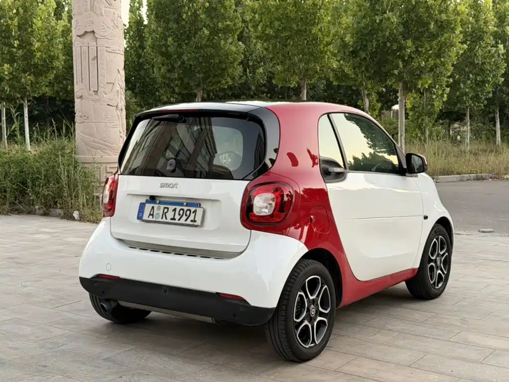 Фото 16 - smart fortwo