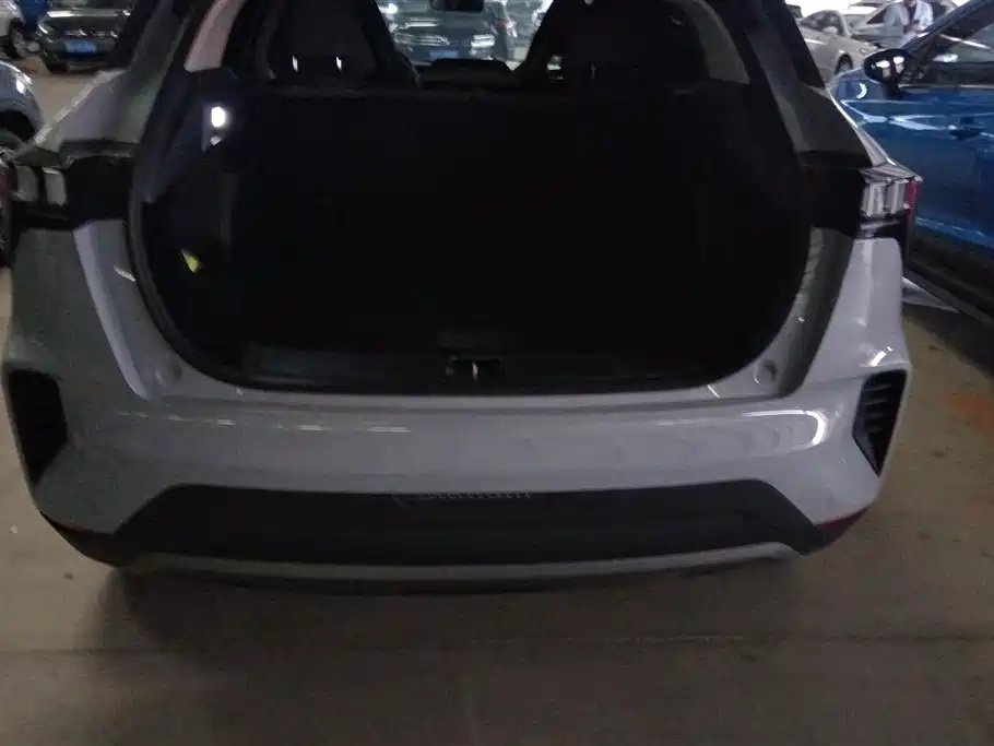 Lynk & Co 06 EM-P 2022 PHEV 84KM Range Pro фото 4