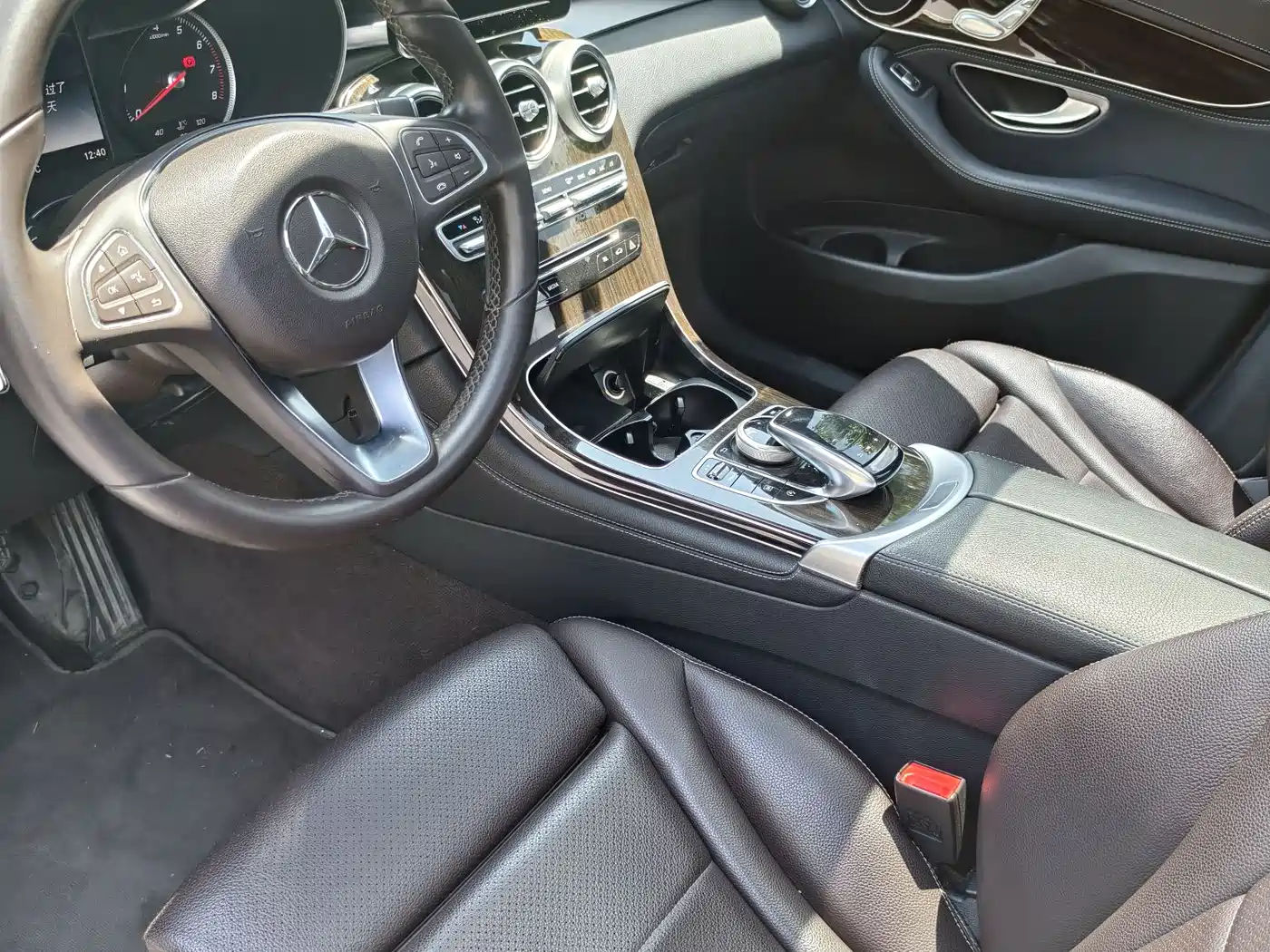 Mercedes-Benz GLC 2017 GLC 260 4MATIC Luxury фото 8