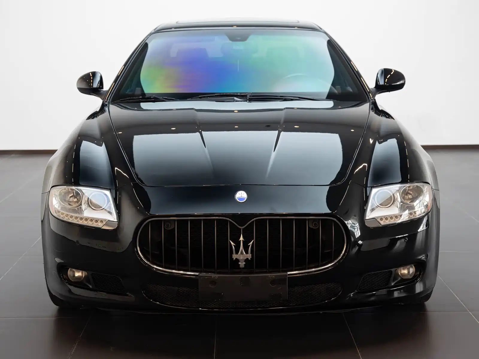 Photo 1 - Maserati Quattroporte